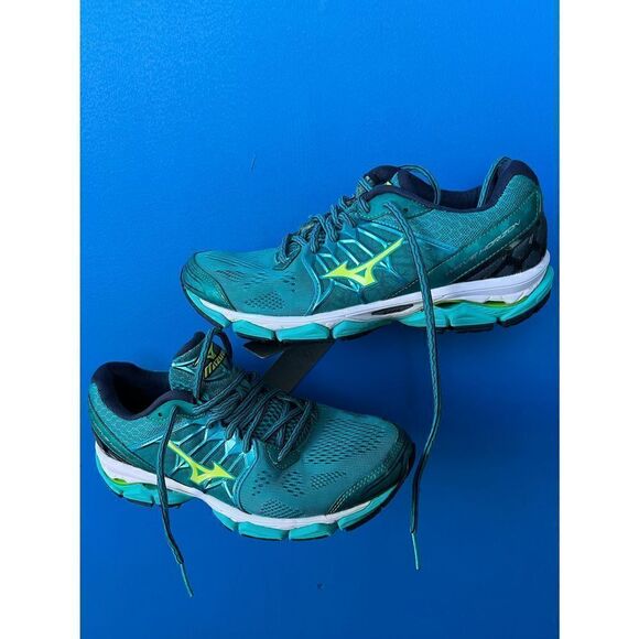 Mizuno Wave Lightning Z Black Silver Yellow Indoor Womens Volleyball Shoes - Picture 3 of 7